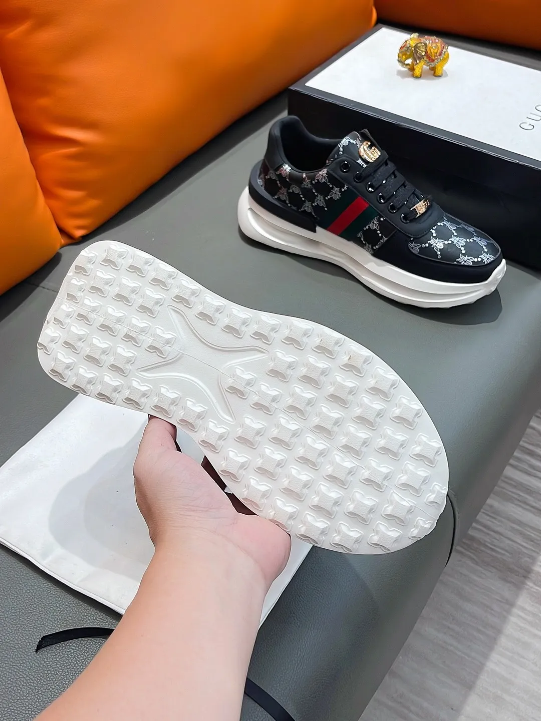 Men's shoes GUCCI "Gucci" P460 Regular size: 38-44 (casual shoes) Product materials: Selected cowhide upper, soft sheepskin lining; original outsole.